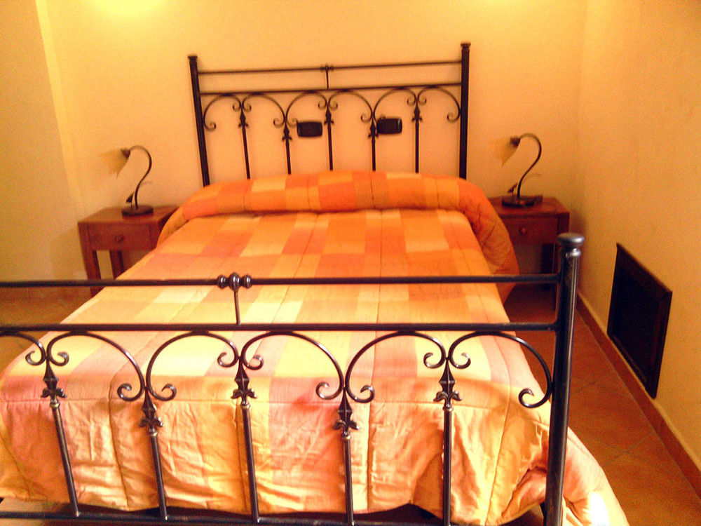 Domus Antiqua Bed and Breakfast Agrigento Exteriör bild