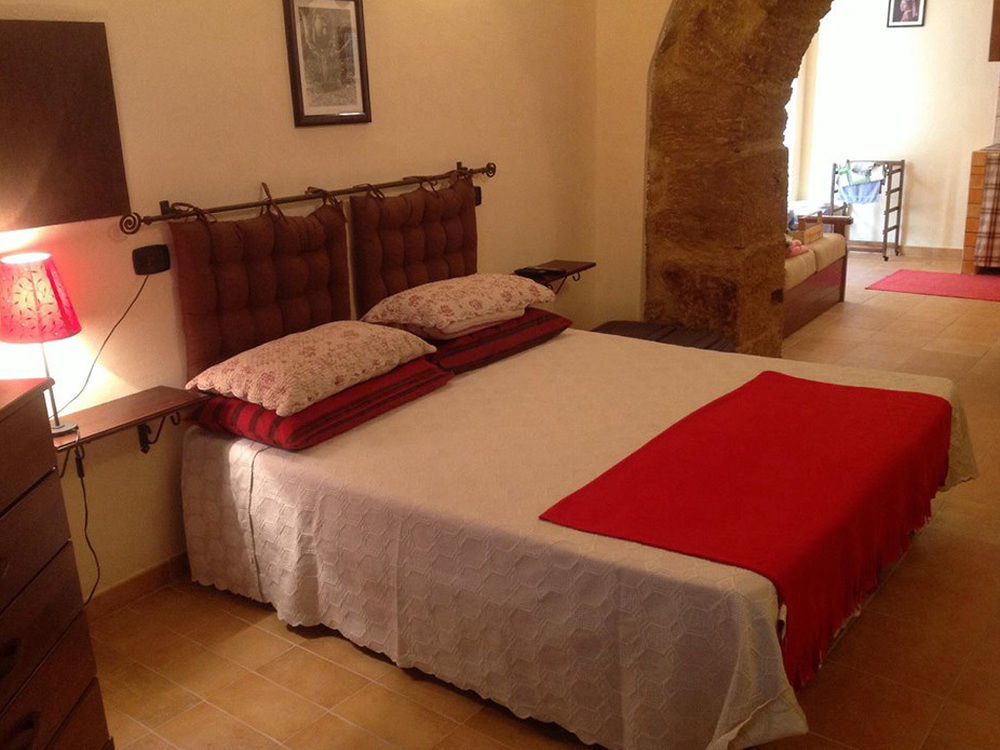 Domus Antiqua Bed and Breakfast Agrigento Exteriör bild
